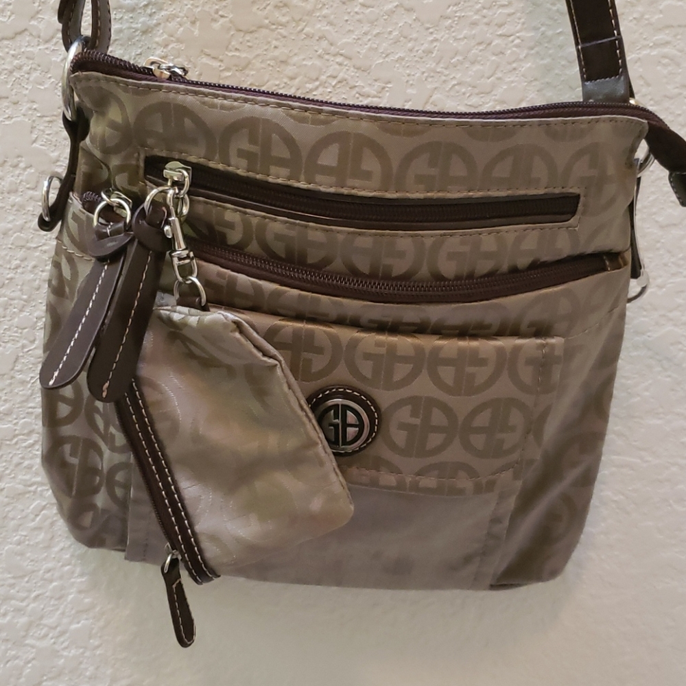 Giani Bernini Gold Purse